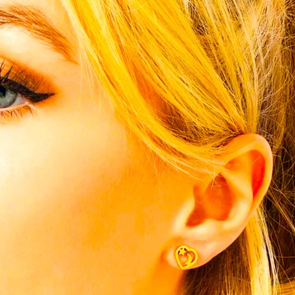 “Night Sky in my Heart” Gold Stainless Steel Lasercut Crescent Star Stellar Stud - Picture 2 of 11